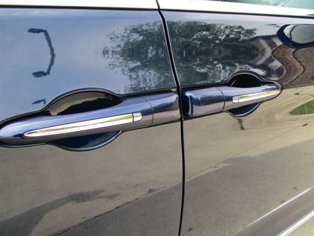 2017 Chrysler Pacifica Touring-L 4dr Mini-Van